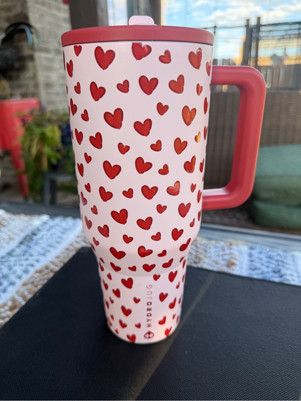 HydroJug XOXO Pink Red Heart 40oz Traveler EUC